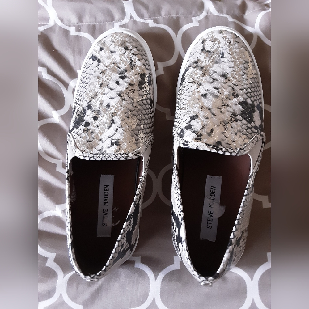 Steve Madden womens shoes size 9.5